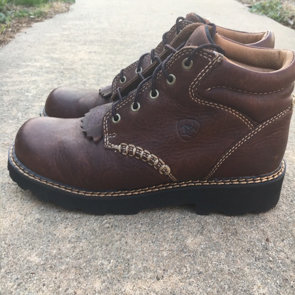 ariat walking boots